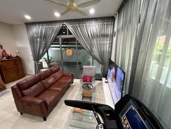The Silver Spurz (D19), Semi-Detached #471229401